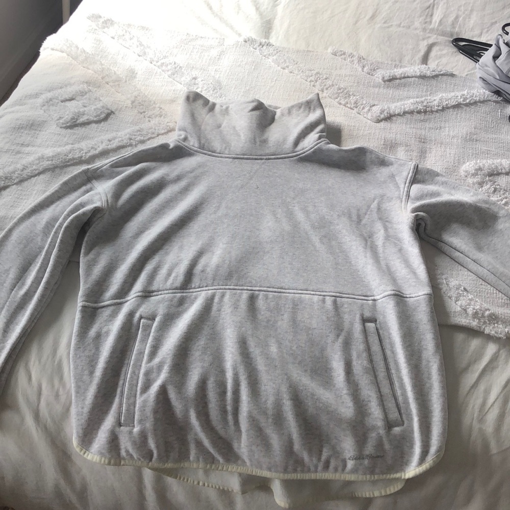 Eddie Bauer Sweatshirt